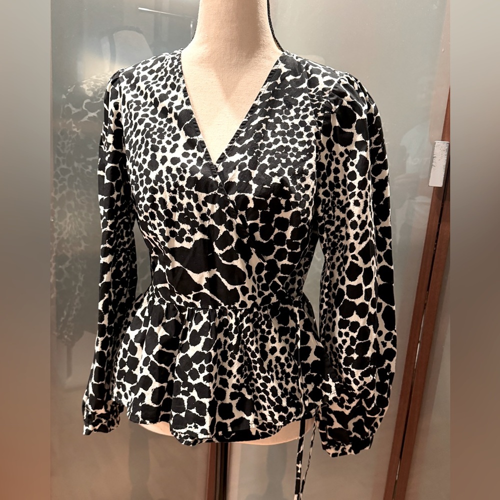 Size small animal print wrap blouse long sleeve, black and white